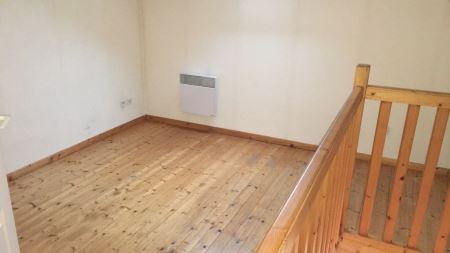 Appartement à louer - 1 pièce - 32 m2 - TROYES - 10 - CHAMPAGNE-ARDENNE