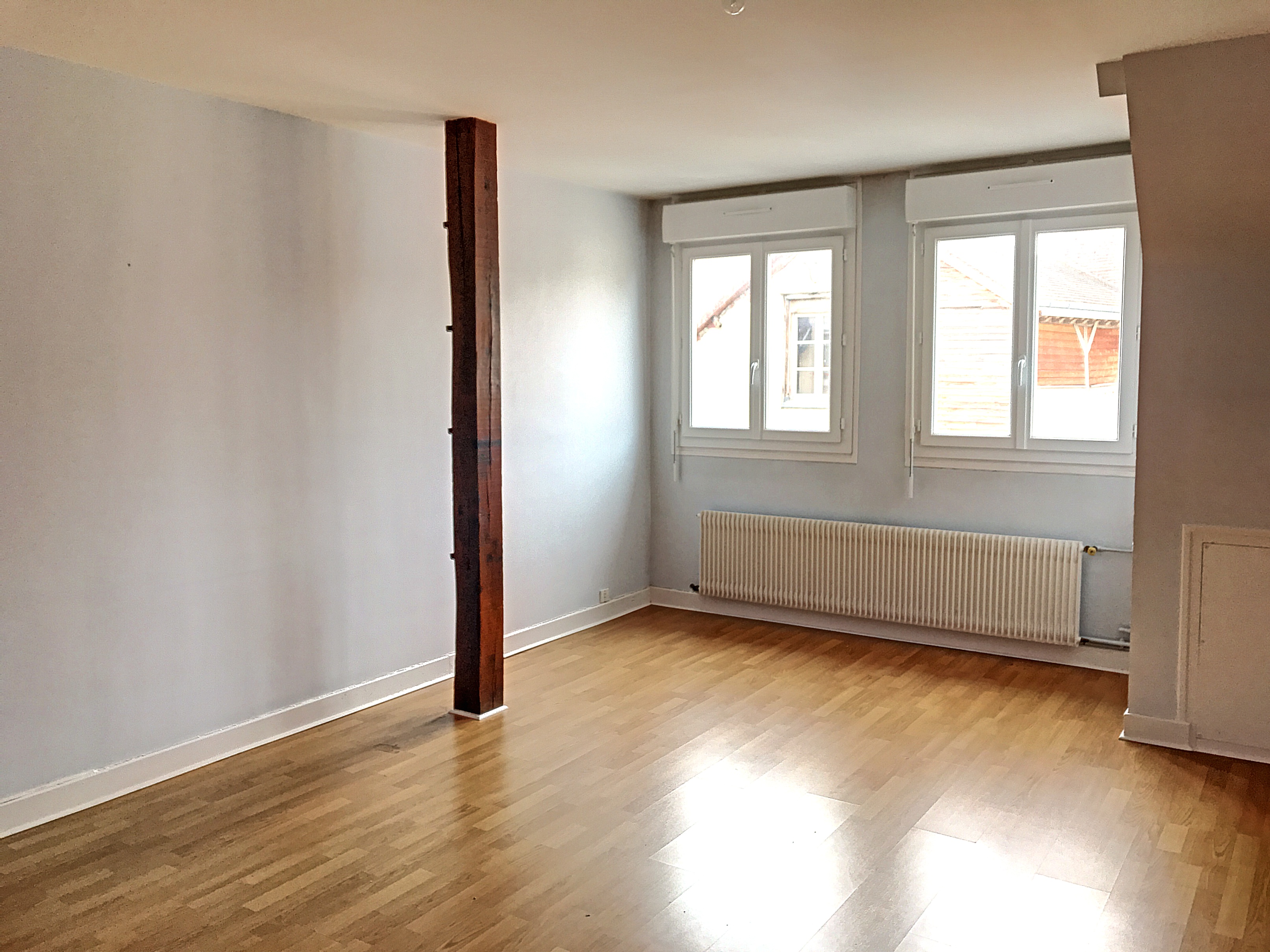 appartement à louer - 3 pièces - 86 m2 - TROYES - 10 - CHAMPAGNE-ARDENNE