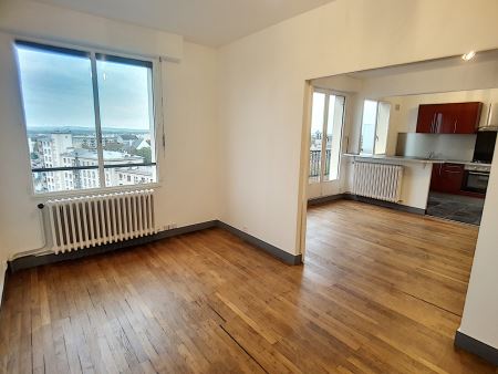 appartement à louer - 4 pièces - 93 m2 - TROYES - 10 - CHAMPAGNE-ARDENNE