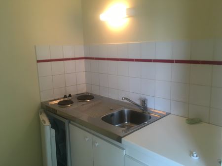 appartement à louer - 1 pièce - 27 m2 - TROYES - 10 - CHAMPAGNE-ARDENNE