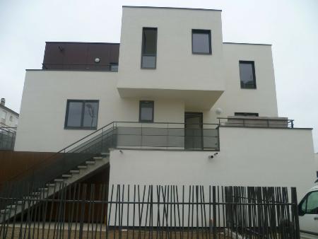 appartement à louer - 4 pièces - 108 m2 - ROMILLY SUR SEINE - 10 - CHAMPAGNE-ARDENNE