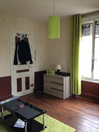 appartement à louer - 1 pièce - 25 m2 - TROYES - 10 - CHAMPAGNE-ARDENNE