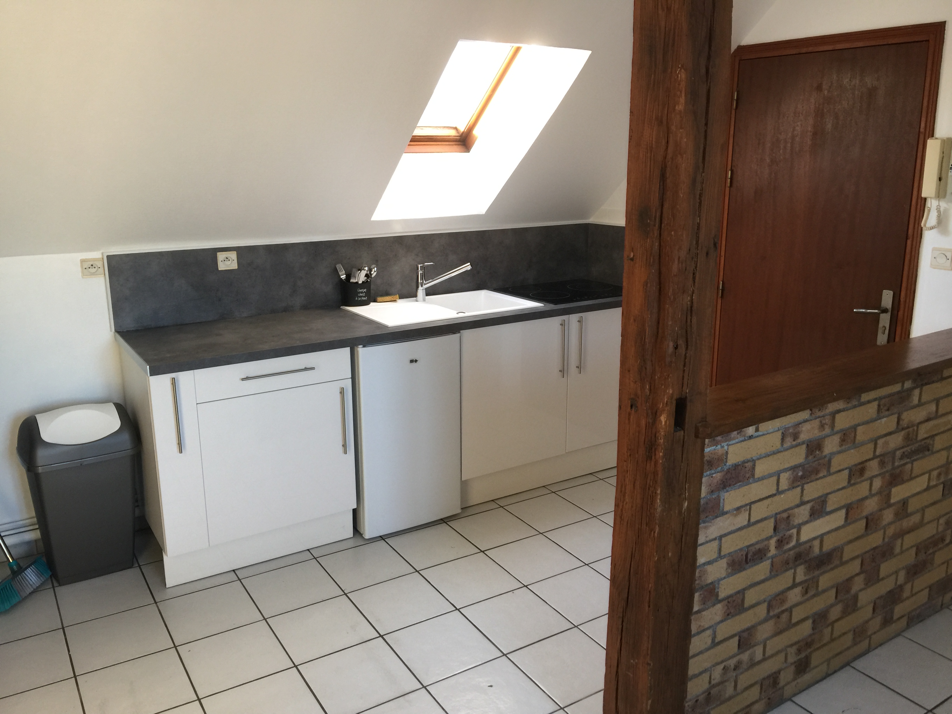 appartement à louer - 2 pièces - 28 m2 - TROYES - 10 - CHAMPAGNE-ARDENNE