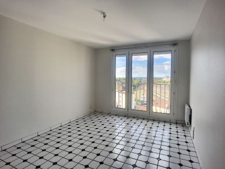 appartement à louer - 1 pièce - 26 m2 - TROYES - 10 - CHAMPAGNE-ARDENNE
