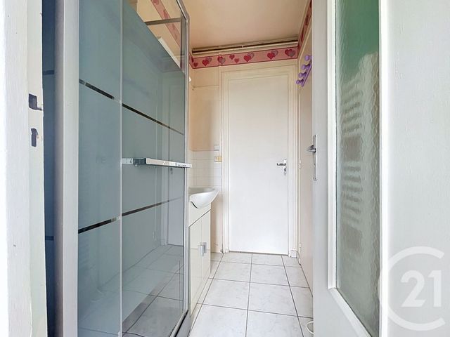 Appartement F3 à vendre - 3 pièces - 52.0 m2 - TROYES - 10 - CHAMPAGNE-ARDENNE - Century 21 Martinot Immobilier