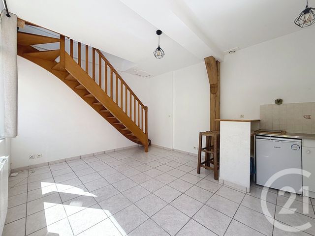 Appartement F2 à vendre - 2 pièces - 37.7 m2 - TROYES - 10 - CHAMPAGNE-ARDENNE - Century 21 Martinot Immobilier
