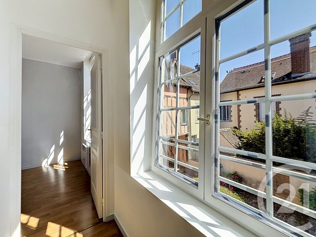 Appartement F2 à vendre - 2 pièces - 37.7 m2 - TROYES - 10 - CHAMPAGNE-ARDENNE - Century 21 Martinot Immobilier