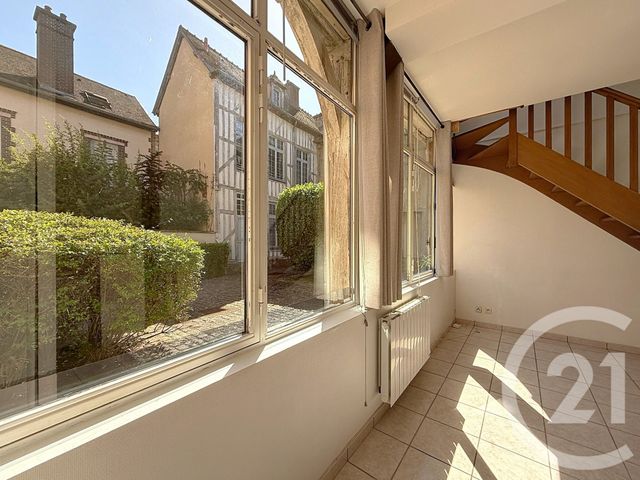 Appartement F2 à vendre - 2 pièces - 37.7 m2 - TROYES - 10 - CHAMPAGNE-ARDENNE - Century 21 Martinot Immobilier