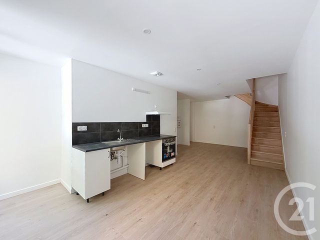 Appartement F3 à louer - 3 pièces - 69.44 m2 - TROYES - 10 - CHAMPAGNE-ARDENNE - Century 21 Martinot Immobilier