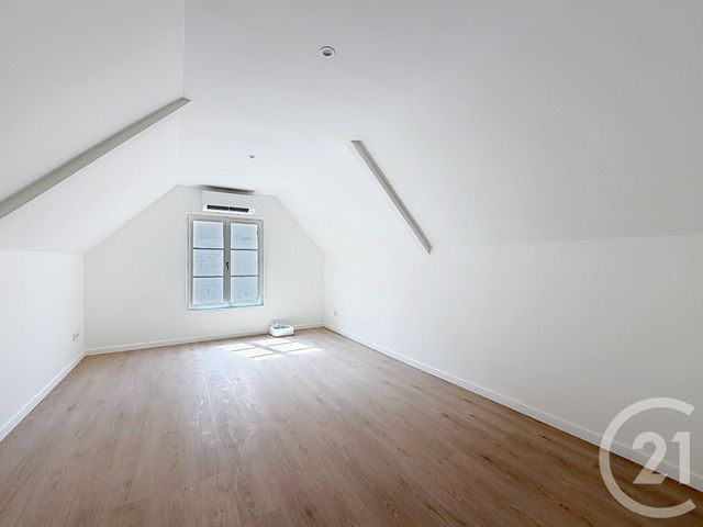Appartement F3 à louer - 3 pièces - 69.44 m2 - TROYES - 10 - CHAMPAGNE-ARDENNE - Century 21 Martinot Immobilier