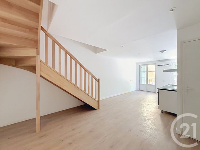 Appartement F3 à louer - 3 pièces - 69.44 m2 - TROYES - 10 - CHAMPAGNE-ARDENNE - Century 21 Martinot Immobilier