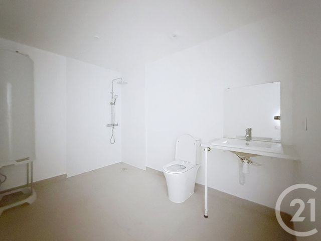 Appartement F3 à louer - 3 pièces - 69.44 m2 - TROYES - 10 - CHAMPAGNE-ARDENNE - Century 21 Martinot Immobilier