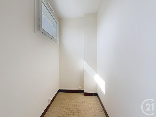Appartement T2 à louer - 2 pièces - 47.81 m2 - TROYES - 10 - CHAMPAGNE-ARDENNE - Century 21 Martinot Immobilier