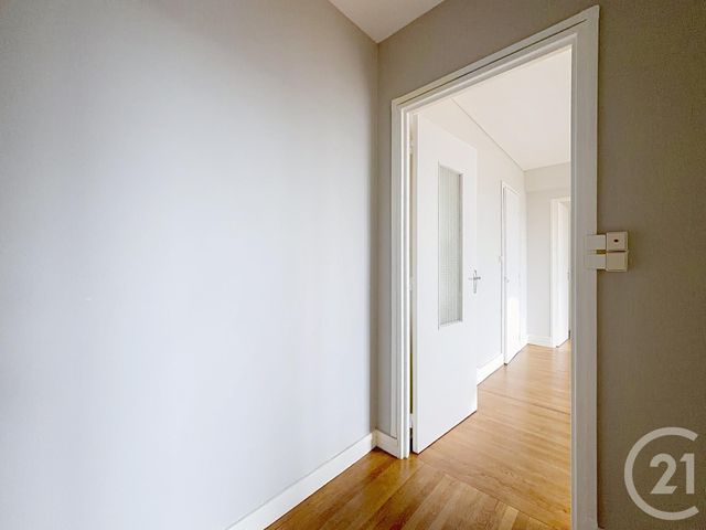Appartement T2 à louer - 2 pièces - 47.81 m2 - TROYES - 10 - CHAMPAGNE-ARDENNE - Century 21 Martinot Immobilier