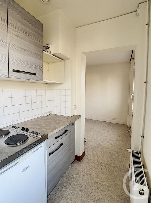 Afficher la photo en grand Appartement F1 à louer - 1 pièce - 20.0 m2 - TROYES - 10 - CHAMPAGNE-ARDENNE - Century 21 Martinot Immobilier