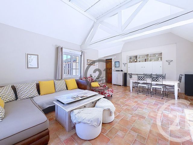 maison à vendre - 6 pièces - 125.0 m2 - ST JULIEN LES VILLAS - 10 - CHAMPAGNE-ARDENNE - Century 21 Martinot Immobilier
