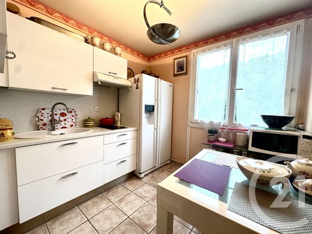 Appartement F2 à vendre - 2 pièces - 43.0 m2 - TROYES - 10 - CHAMPAGNE-ARDENNE - Century 21 Martinot Immobilier