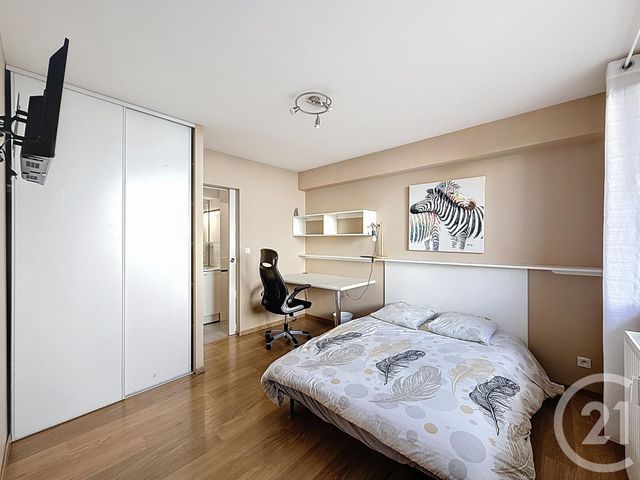 Appartement à vendre - 4 pièces - 66.0 m2 - TROYES - 10 - CHAMPAGNE-ARDENNE - Century 21 Martinot Immobilier