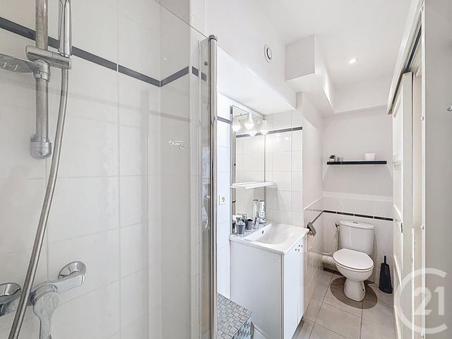 Appartement à vendre - 4 pièces - 66.0 m2 - TROYES - 10 - CHAMPAGNE-ARDENNE - Century 21 Martinot Immobilier