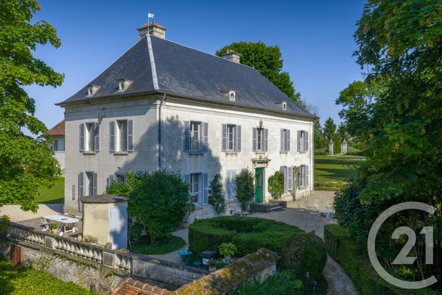 Afficher la photo en grand maison à vendre - 15 pièces - 350.0 m2 - ST PARRES AUX TERTRES - 10 - CHAMPAGNE-ARDENNE - Century 21 Martinot Immobilier