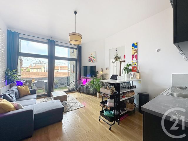 Afficher la photo en grand Appartement T2 à vendre - 2 pièces - 46.5 m2 - TROYES - 10 - CHAMPAGNE-ARDENNE - Century 21 Martinot Immobilier