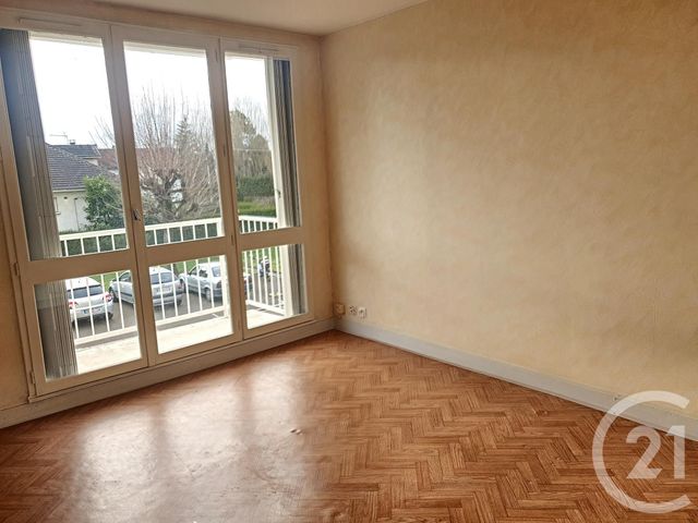 Appartement F1 à louer - 1 pièce - 29.0 m2 - TROYES - 10 - CHAMPAGNE-ARDENNE - Century 21 Martinot Immobilier