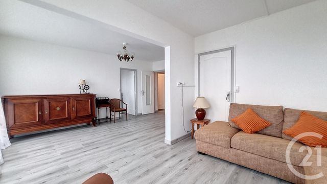 Appartement F4 à vendre - 4 pièces - 62.97 m2 - TROYES - 10 - CHAMPAGNE-ARDENNE - Century 21 Martinot Immobilier