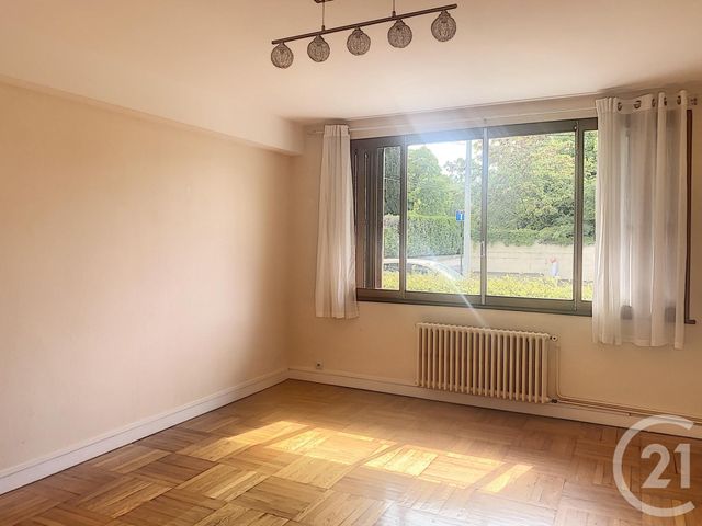 Appartement F2 à louer - 2 pièces - 56.0 m2 - TROYES - 10 - CHAMPAGNE-ARDENNE - Century 21 Martinot Immobilier