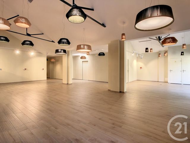 commerce à louer - 175.0 m2 - TROYES - 10 - CHAMPAGNE-ARDENNE - Century 21 Martinot Immobilier