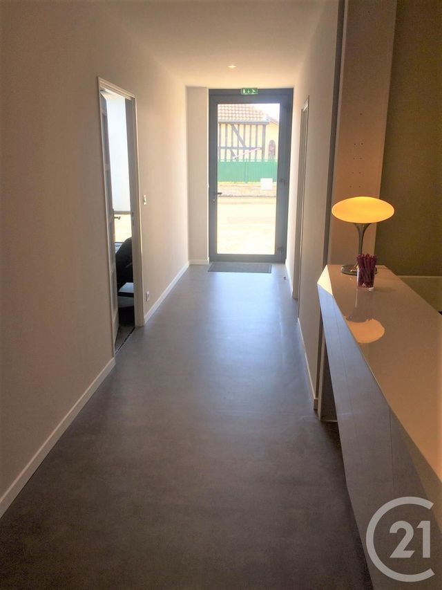 Afficher la photo en grand commerce à vendre - 1200.0 m2 - TROYES - 10 - CHAMPAGNE-ARDENNE - Century 21 Martinot Immobilier