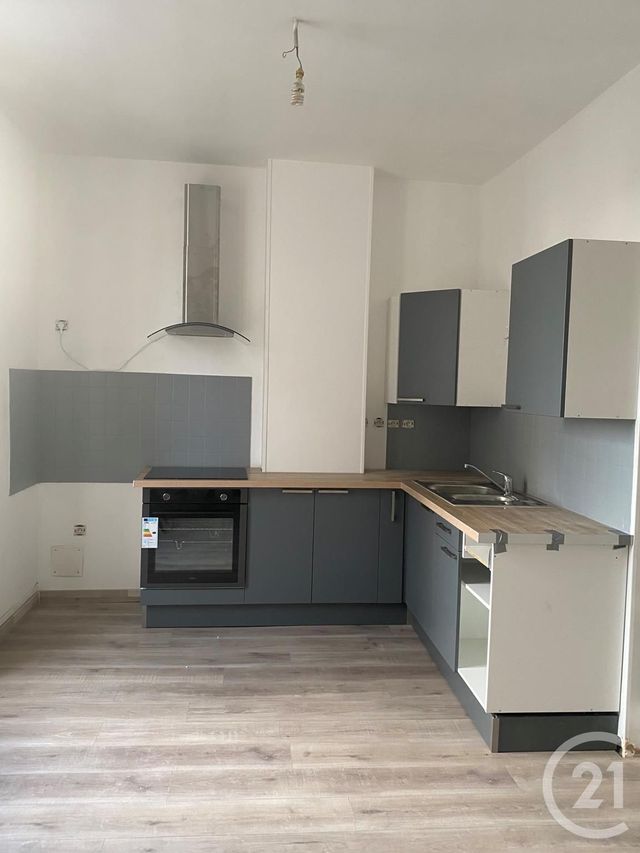 Appartement F2 à vendre - 2 pièces - 53.0 m2 - TROYES - 10 - CHAMPAGNE-ARDENNE - Century 21 Martinot Immobilier