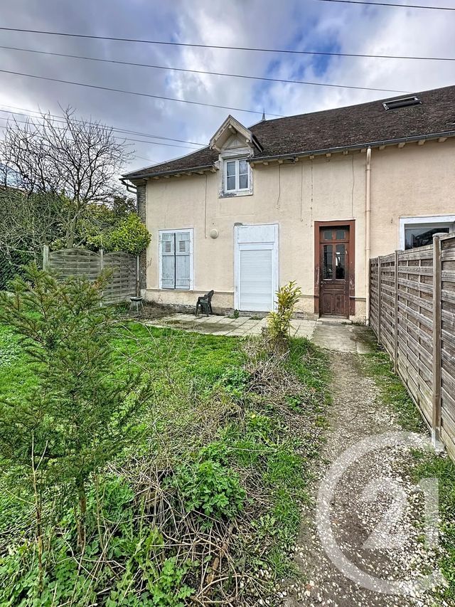 Appartement T3 à vendre - 3 pièces - 62.0 m2 - TROYES - 10 - CHAMPAGNE-ARDENNE - Century 21 Martinot Immobilier