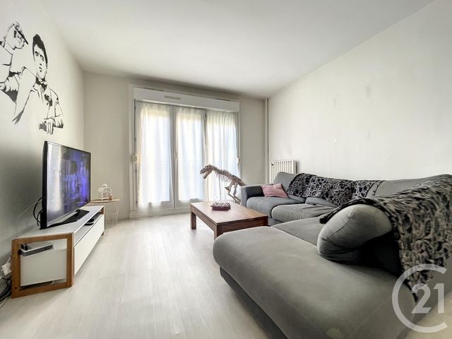 appartement à vendre - 2 pièces - 53.85 m2 - LA CHAPELLE ST LUC - 10 - CHAMPAGNE-ARDENNE - Century 21 Martinot Immobilier