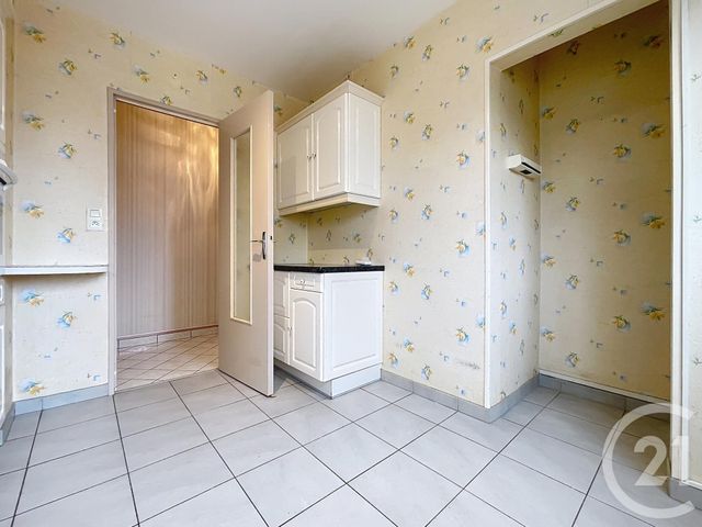 Appartement à vendre - 3 pièces - 70.45 m2 - TROYES - 10 - CHAMPAGNE-ARDENNE - Century 21 Martinot Immobilier