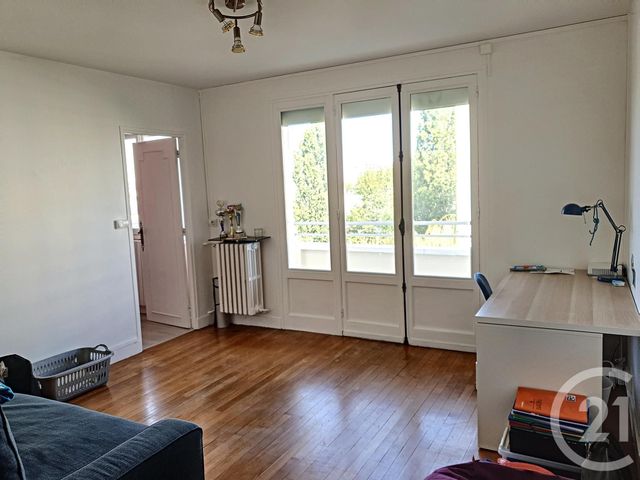 Appartement F2 à louer - 2 pièces - 40.8 m2 - TROYES - 10 - CHAMPAGNE-ARDENNE - Century 21 Martinot Immobilier