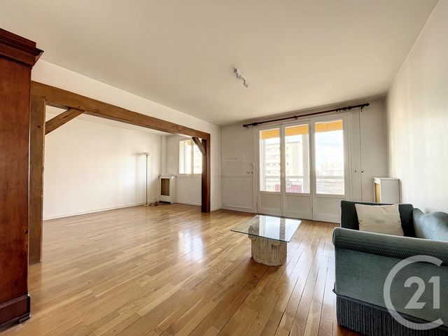appartement à vendre - 3 pièces - 73.63 m2 - ST ANDRE LES VERGERS - 10 - CHAMPAGNE-ARDENNE - Century 21 Martinot Immobilier
