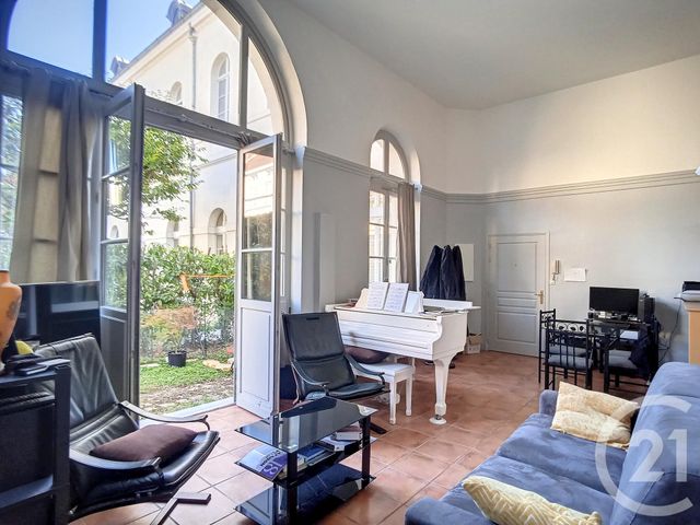 Appartement F3 à vendre - 3 pièces - 66.82 m2 - TROYES - 10 - CHAMPAGNE-ARDENNE - Century 21 Martinot Immobilier