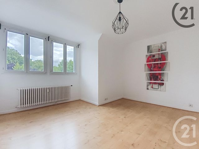 Appartement à louer - 3 pièces - 56.0 m2 - TROYES - 10 - CHAMPAGNE-ARDENNE - Century 21 Martinot Immobilier