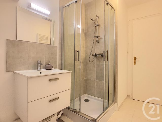 Appartement à louer - 3 pièces - 56.0 m2 - TROYES - 10 - CHAMPAGNE-ARDENNE - Century 21 Martinot Immobilier