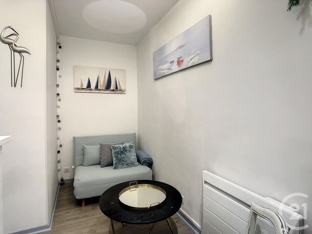 Appartement F4 à louer - 3 pièces - 55.0 m2 - STE SAVINE - 10 - CHAMPAGNE-ARDENNE - Century 21 Martinot Immobilier