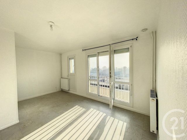  - ST JULIEN LES VILLAS - 