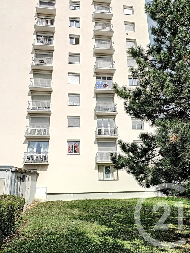 Appartement T2 à louer - 2 pièces - 48.2 m2 - TROYES - 10 - CHAMPAGNE-ARDENNE - Century 21 Martinot Immobilier