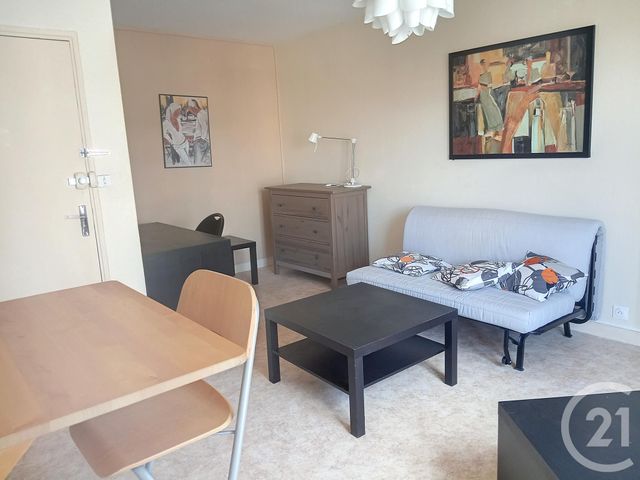 Studio à louer - 1 pièce - 25.85 m2 - ST ANDRE LES VERGERS - 10 - CHAMPAGNE-ARDENNE - Century 21 Martinot Immobilier