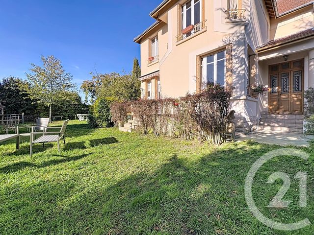 maison à vendre - 8 pièces - 130.0 m2 - TROYES - 10 - CHAMPAGNE-ARDENNE - Century 21 Martinot Immobilier