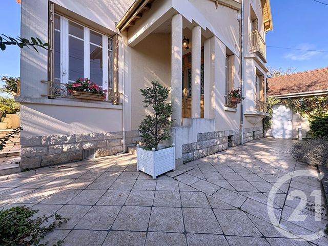 maison à vendre - 8 pièces - 130.0 m2 - TROYES - 10 - CHAMPAGNE-ARDENNE - Century 21 Martinot Immobilier