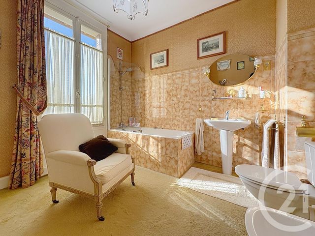 maison à vendre - 8 pièces - 130.0 m2 - TROYES - 10 - CHAMPAGNE-ARDENNE - Century 21 Martinot Immobilier