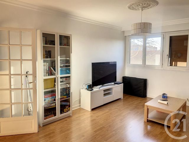 Appartement F4 à louer - 4 pièces - 80.0 m2 - TROYES - 10 - CHAMPAGNE-ARDENNE - Century 21 Martinot Immobilier