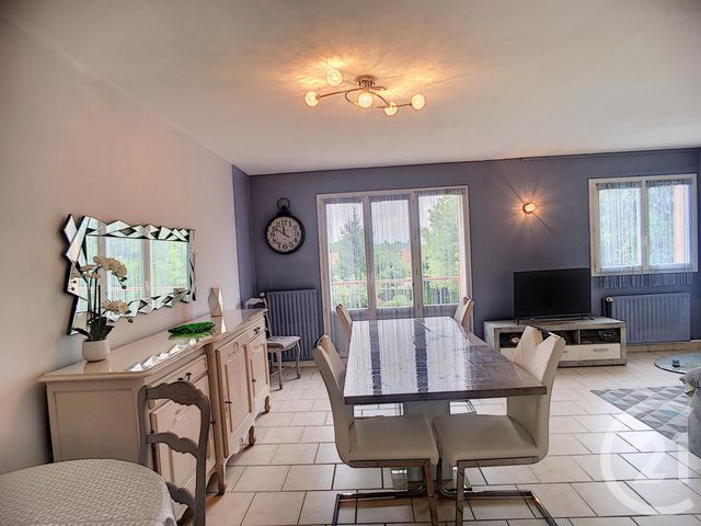 Appartement F4 à louer - 4 pièces - 67.17 m2 - ST JULIEN LES VILLAS - 10 - CHAMPAGNE-ARDENNE - Century 21 Martinot Immobilier