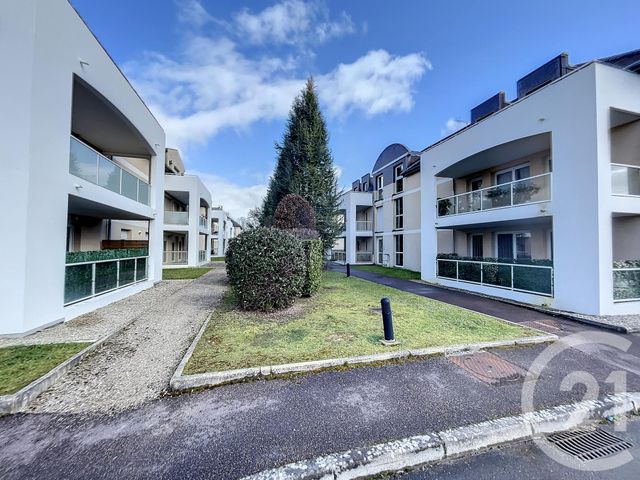 Appartement F3 à louer - 3 pièces - 65.8 m2 - TROYES - 10 - CHAMPAGNE-ARDENNE - Century 21 Martinot Immobilier