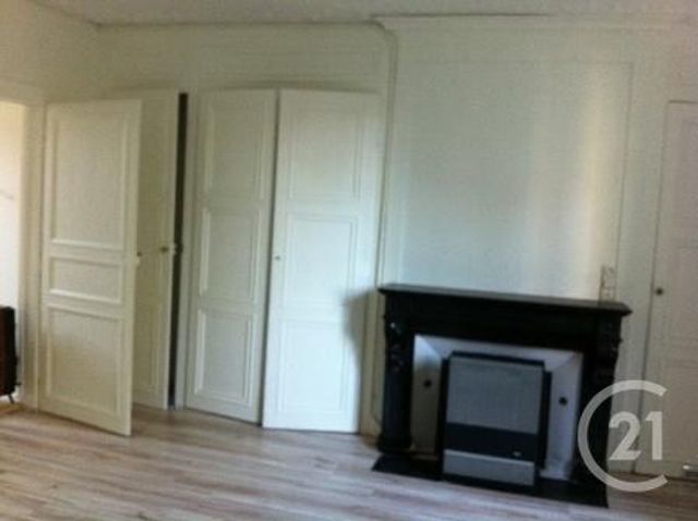 Appartement F1 à louer - 1 pièce - 29.5 m2 - TROYES - 10 - CHAMPAGNE-ARDENNE - Century 21 Martinot Immobilier